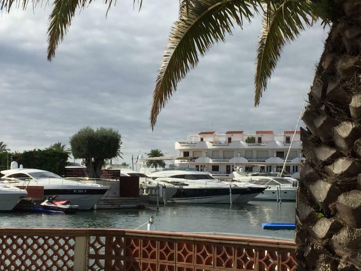 Appartement Rez De Jardin Emplacement #1 Empuriabrava Exterior foto